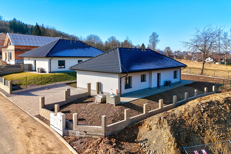Hlavní obrázek - Novostavba 4kk se zahradou